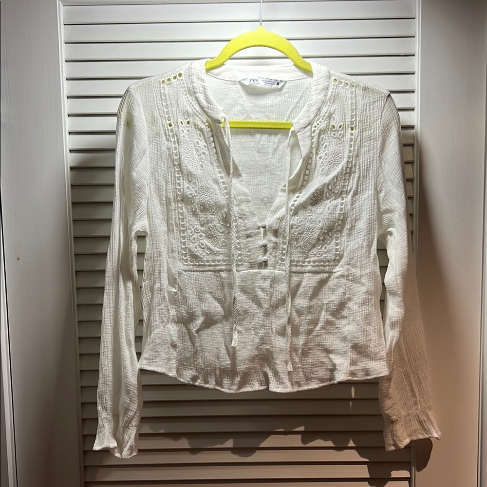 Zara White Buttoned Blouse with Mandarin Collar